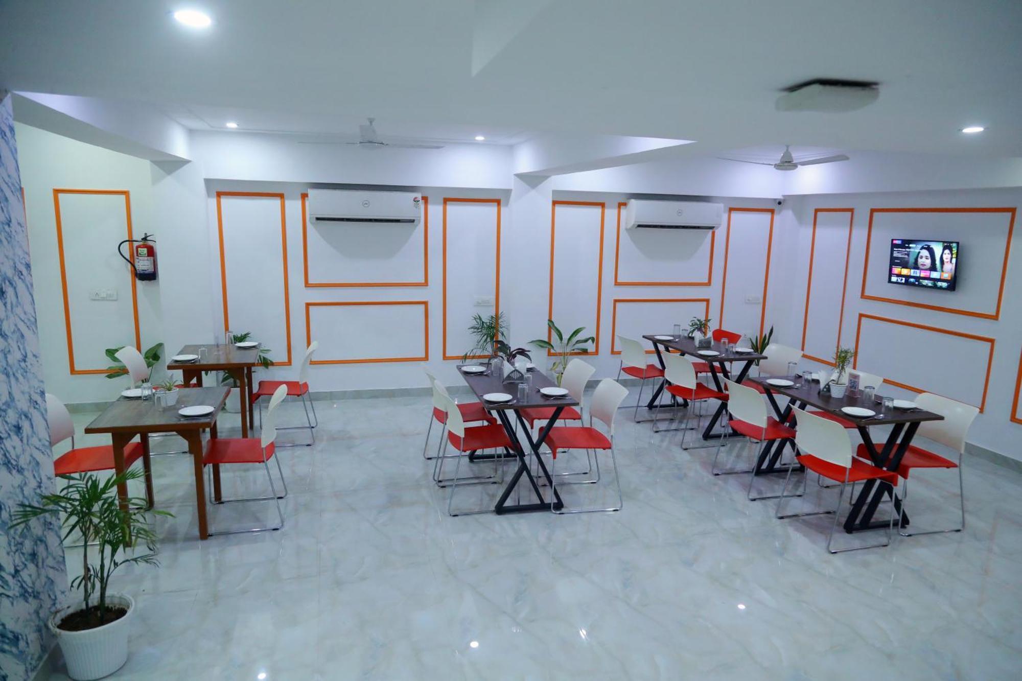 Hotel Mavens House Artemis Hospital Road Gurgaon Exterior foto